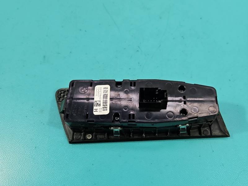 Блок кнопок склопідйомників BMW 5 G30 6832729 — фото деталі 3