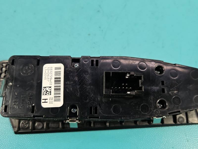 Блок кнопок склопідйомників BMW 5 G30 6832729 — фото деталі 4