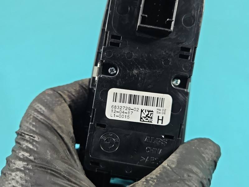 Блок кнопок склопідйомників BMW 5 G30 6832729 — фото деталі 5