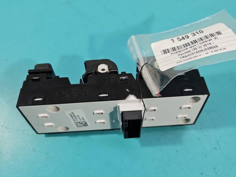Блок кнопок стеклоподъемников Hyundai I30 93571G3030 — фото детали 3