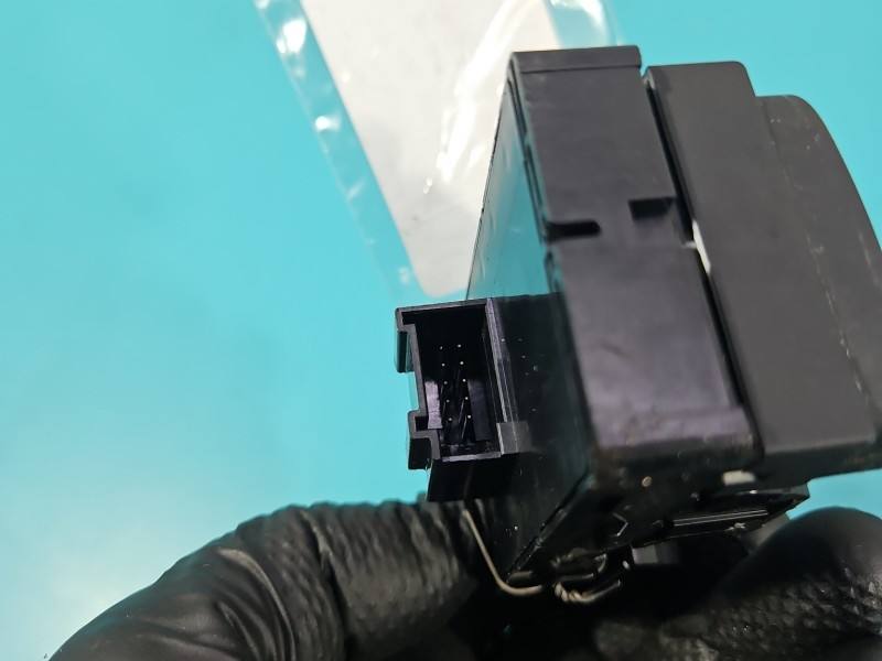 Блок кнопок склопідйомників Audi A4 B9 8W0959851E — фото деталі 5