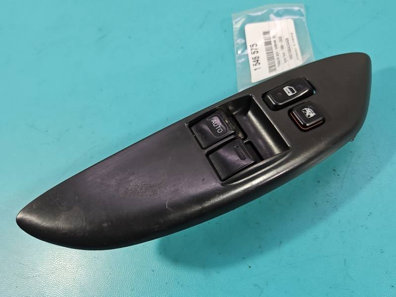 Блок кнопок склопідйомників Toyota Yaris 1