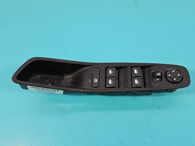 Блок кнопок стеклоподъемников Opel Grandland 98423402ZD — фото детали 2
