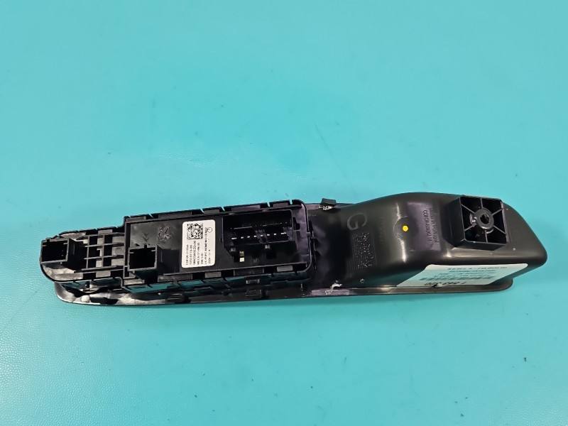 Блок кнопок стеклоподъемников Opel Grandland 98423402ZD — фото детали 5
