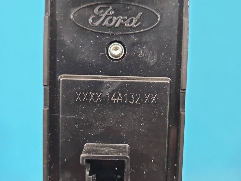 Блок кнопок склопідйомників Ford B-Max 3S010130333 — фото деталі 6