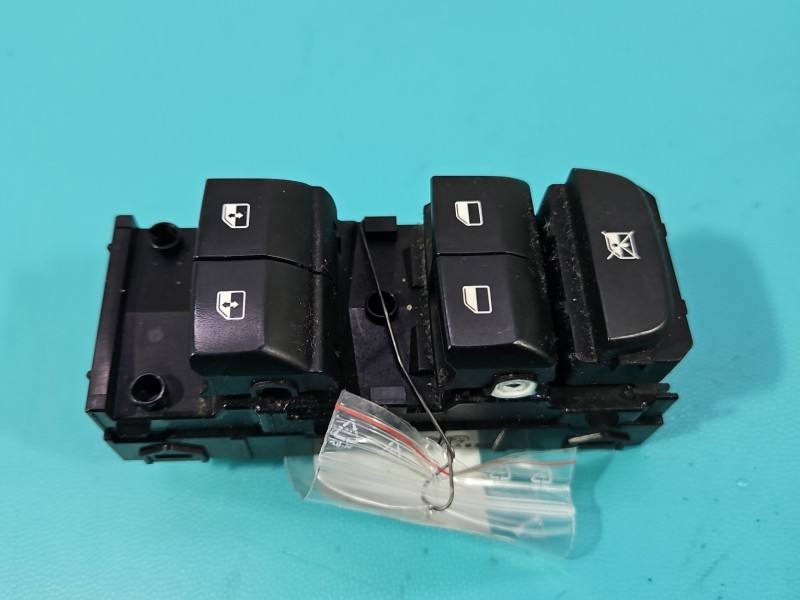 Блок кнопок стеклоподъемников Kia Ceed 93570J7120 — фото детали 2