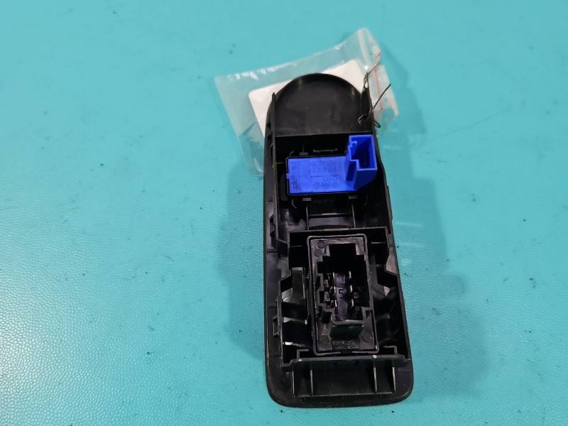 Блок кнопок стеклоподъемников Skoda Citigo 1S0867255C — фото детали 4