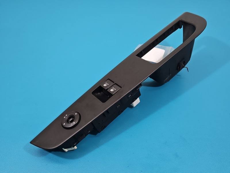 Блок кнопок склопідйомників Kia Ceed 82351-1H110