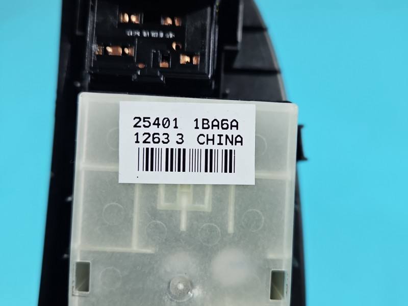 Блок кнопок склопідйомників Infiniti QX50 25401-1BA6A — фото деталі 4