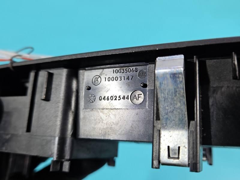 Блок кнопок стеклоподъемников Dodge Journey 04602544AF — фото детали 4