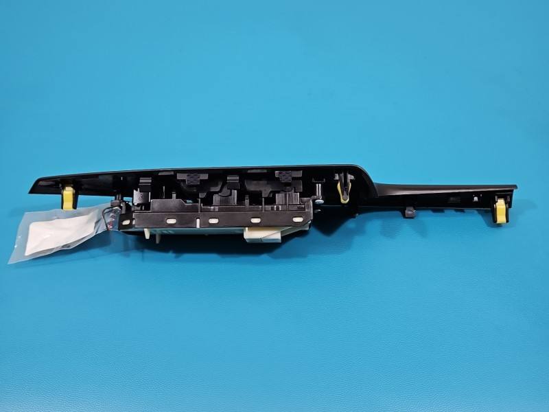 Блок кнопок стеклоподъемников Lexus CT 84040-60160 — фото детали 3