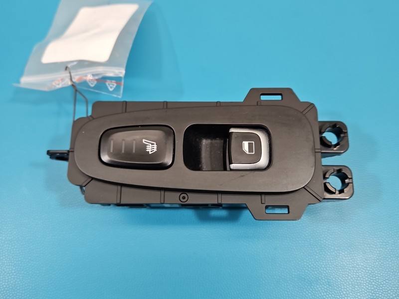 Блок кнопок склопідйомників Kia Stinger 93580J5000 — фото деталі 2