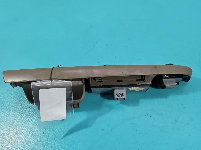 Блок кнопок склопідйомників Volkswagen Golf 6 1K4959857B — фото деталі 3
