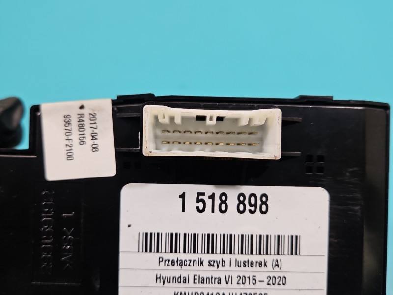 Блок кнопок склопідйомників Hyundai Elantra 93570-F2100 — фото деталі 4