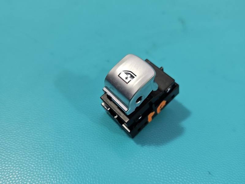 Блок кнопок склопідйомників BMW IX3 G08 9299457-02