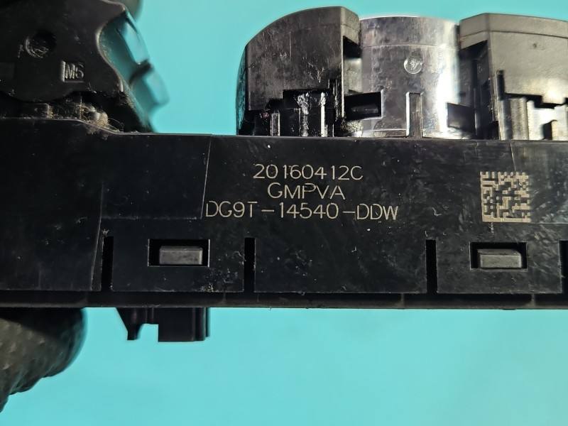 Блок кнопок склопідйомників Ford S-max DG9T-14540-DDW — фото деталі 4