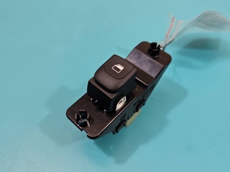 Блок кнопок склопідйомників Kia Rio 93580-H8000WK