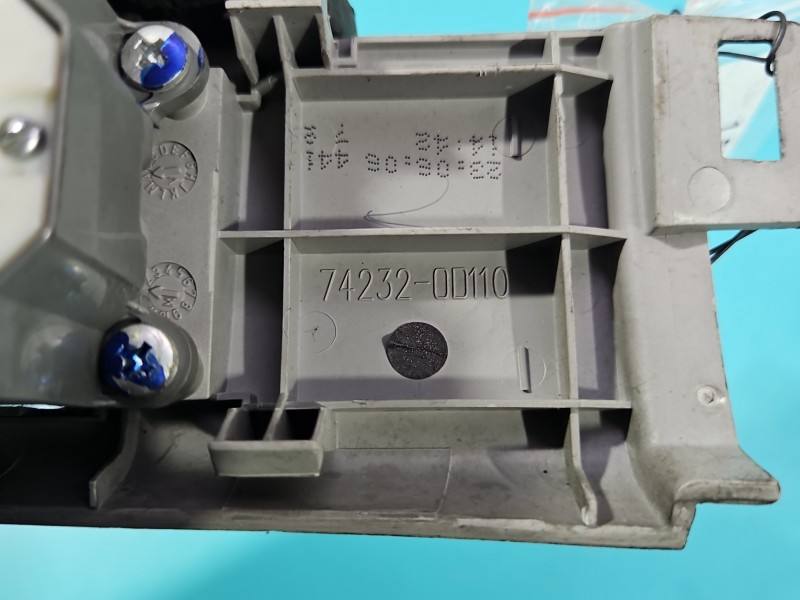 Блок кнопок склопідйомників Toyota Yaris 2 74232-0D110 — фото деталі 6