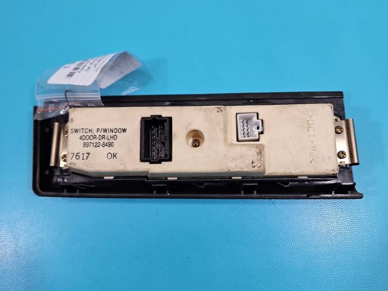 Блок кнопок склопідйомників Opel Monterey 897122-8490 — фото деталі 3