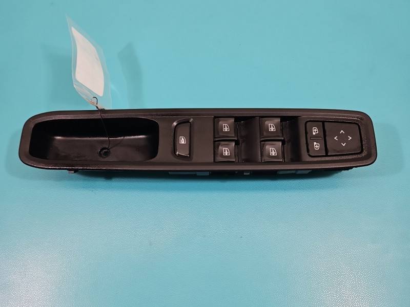 Блок кнопок склопідйомників Dacia Sandero 809611146R — фото деталі 2