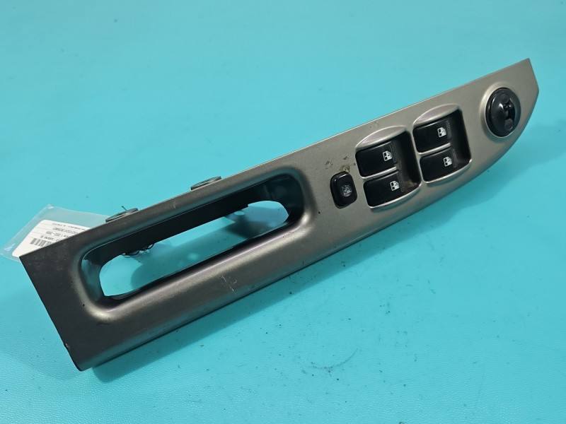 Блок кнопок стеклоподъемников Kia Carens 455490-1110