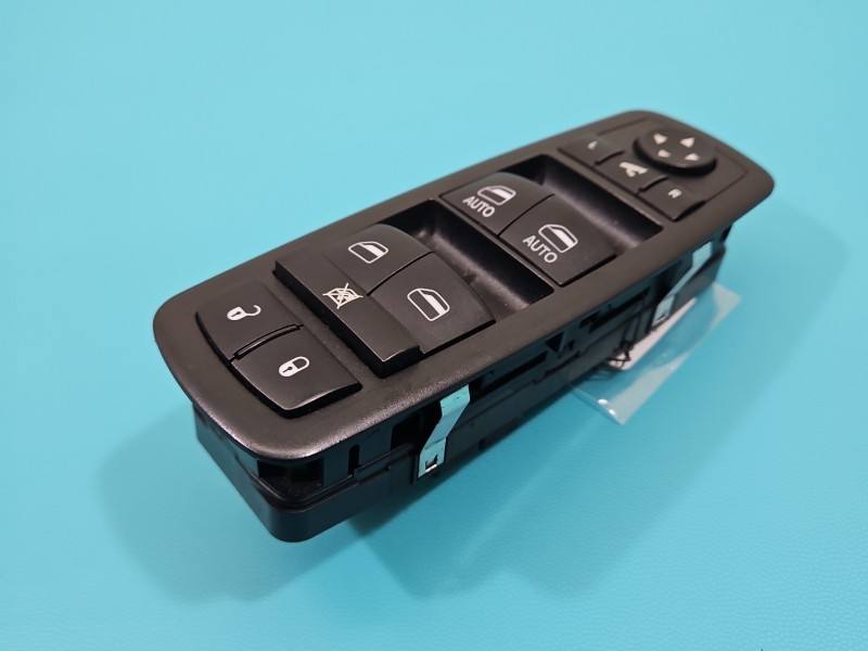 Блок кнопок склопідйомників Jeep Grand Cherokee 68030826AC