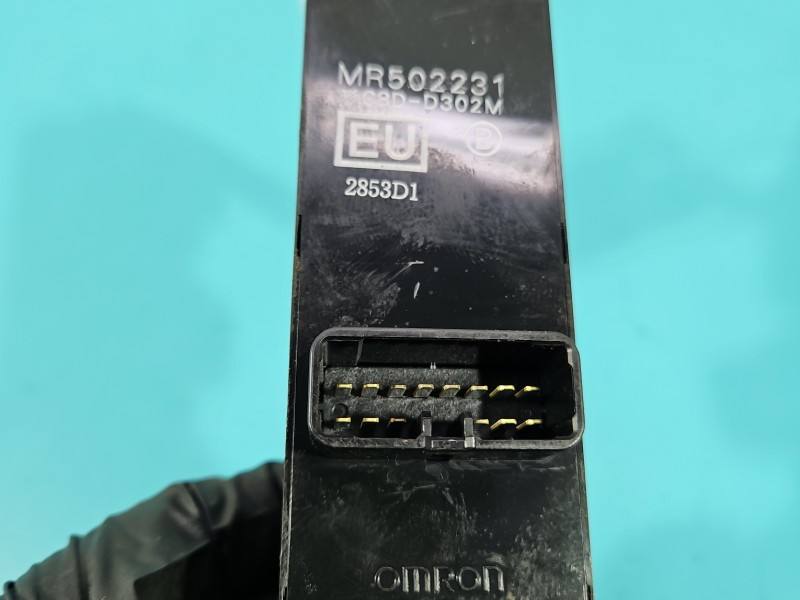 Блок кнопок склопідйомників Mitsubishi Outlander MR502231 — фото деталі 6