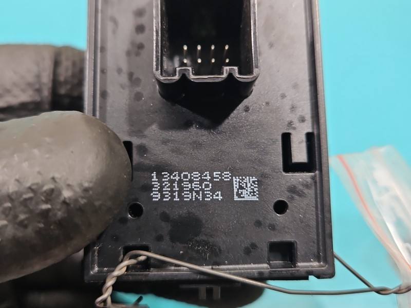Блок кнопок склопідйомників Opel Astra K 13408458 — фото деталі 5