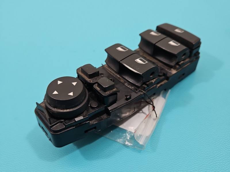 Блок кнопок склопідйомників BMW 5 F10 9241955-01
