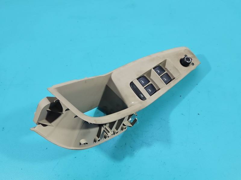 Блок кнопок склопідйомників Audi Q5 8R1867171