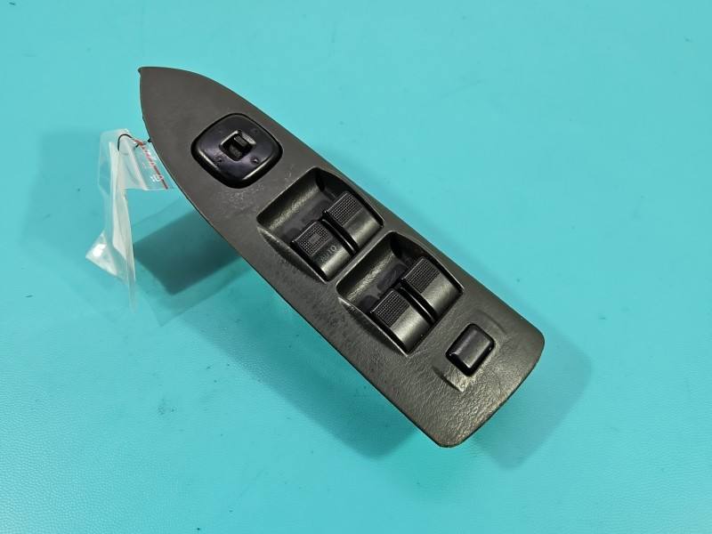Блок кнопок склопідйомників Mazda 323F 176-3U75