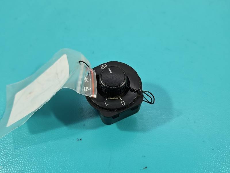 Блок кнопок склопідйомників Skoda Octavia 3 5E0959565B