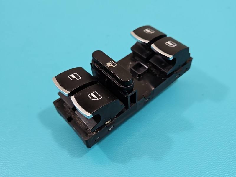 Блок кнопок склопідйомників Volkswagen Golf 5
