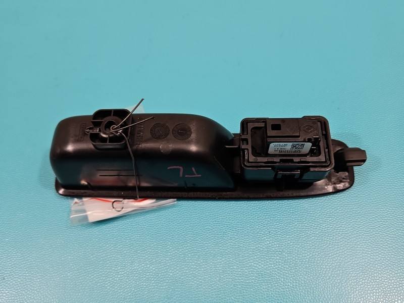 Блок кнопок стеклоподъемников Renault Clio 254114723R — фото детали 5