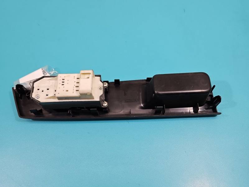 Блок кнопок склопідйомників Toyota Yaris 3 74232-0D330 — фото деталі 3