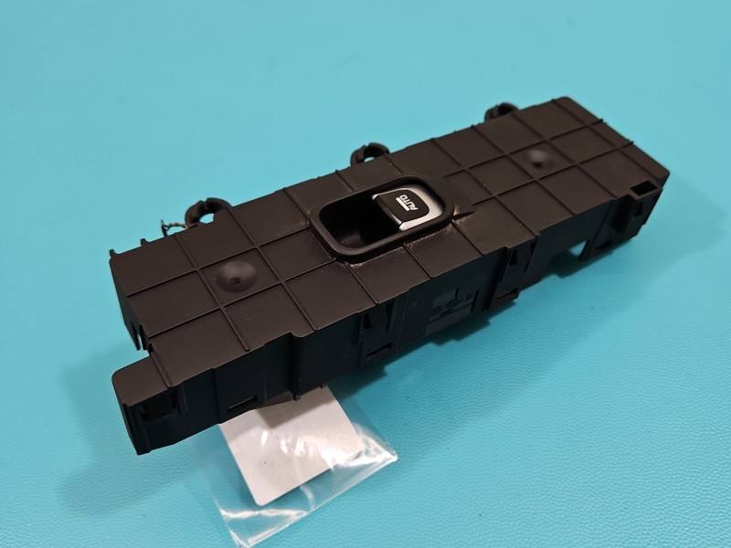 Блок кнопок склопідйомників Kia Niro 93575-G5400