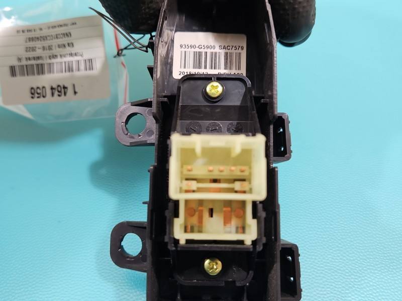 Блок кнопок склопідйомників Kia Niro 93590-G5900 — фото деталі 5