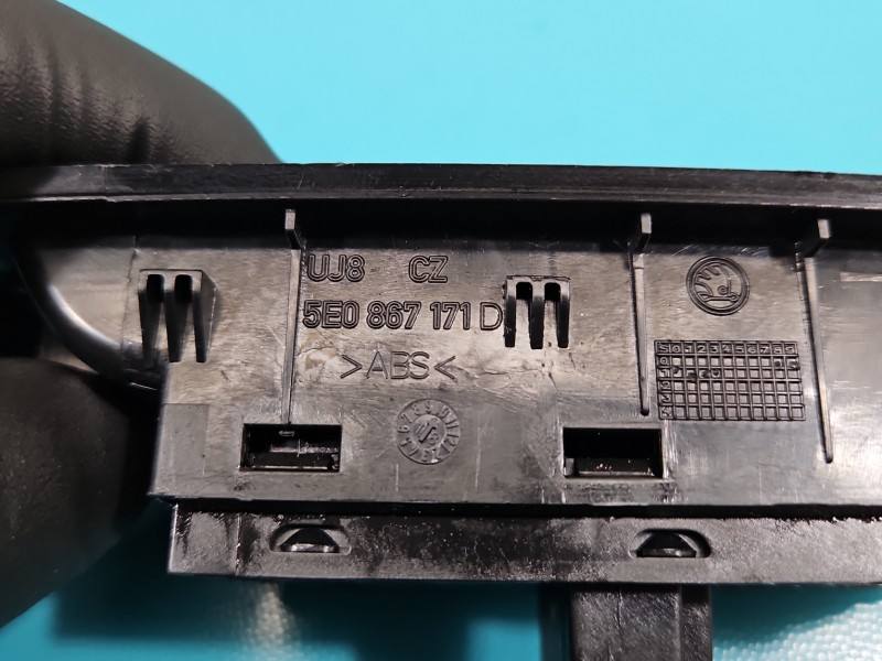 Блок кнопок склопідйомників Skoda Octavia 3 5E0959857A — фото деталі 7