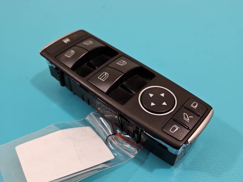 Блок кнопок склопідйомників Mercedes E C207 A2049055402