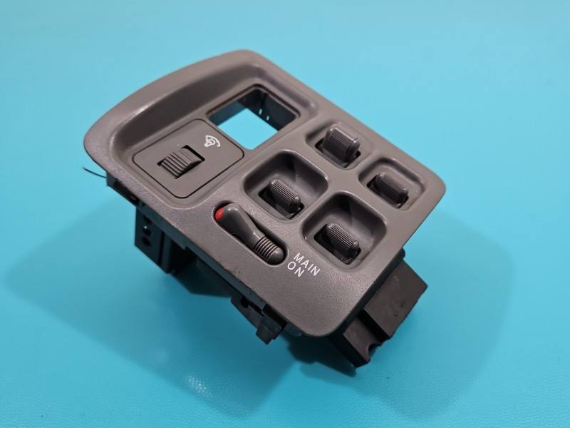 Блок кнопок склопідйомників Honda CR-V M17432