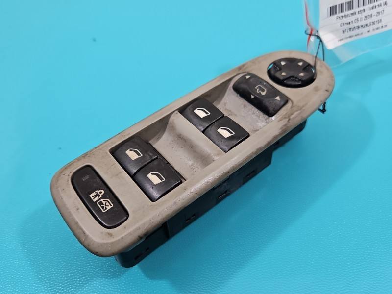 Блок кнопок стеклоподъемников Citroen C5
