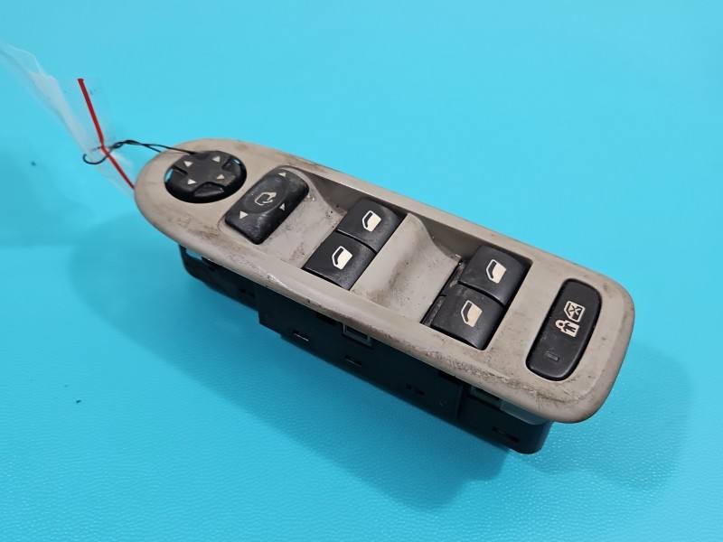 Блок кнопок стеклоподъемников Citroen C5 — фото детали 3