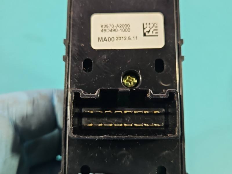 Блок кнопок склопідйомників Kia Ceed 93570-A2000 — фото деталі 7