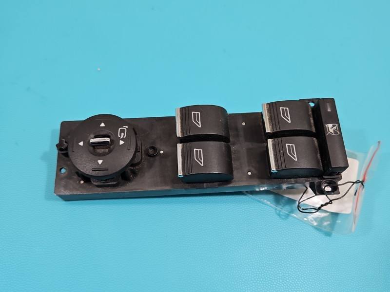 Блок кнопок склопідйомників Ford Focus 9M5T-14A132-AA — фото деталі 2