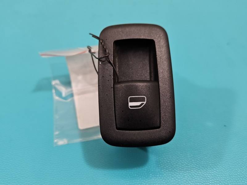 Блок кнопок склопідйомників Dodge Caravan 68110869AA — фото деталі 2