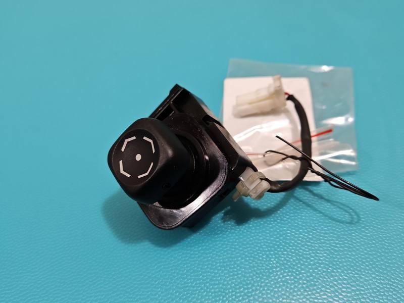 Блок кнопок склопідйомників Toyota Land Cruiser 1N91839