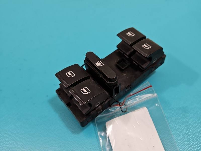 Блок кнопок склопідйомників Seat Altea 1K4959857B