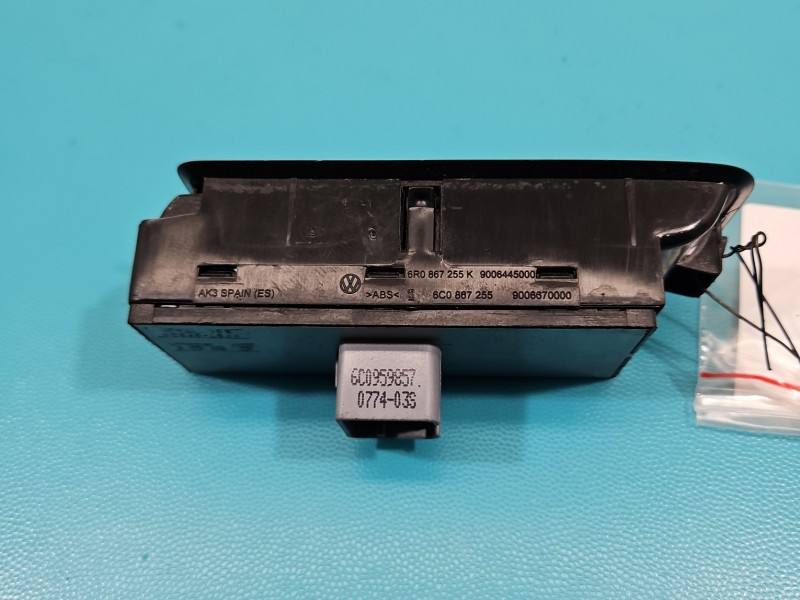Блок кнопок стеклоподъемников Volkswagen Polo 6R0867255K — фото детали 3