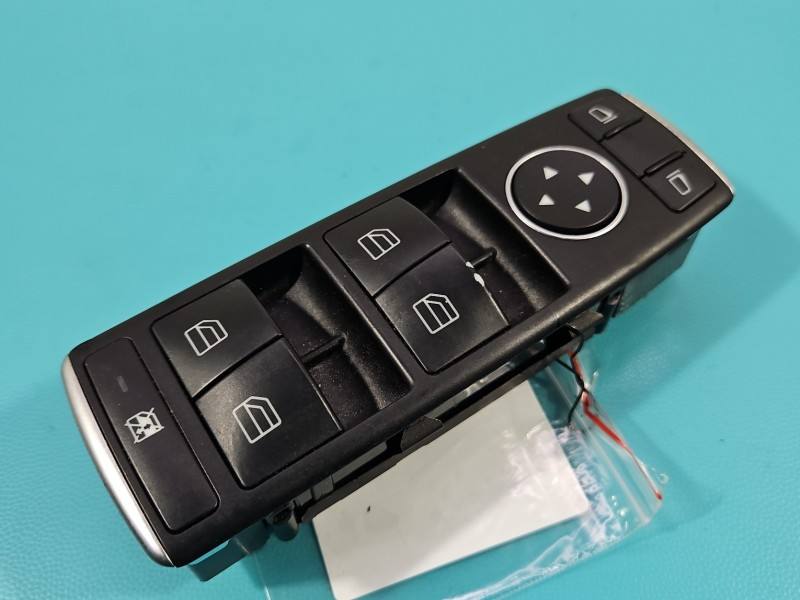 Блок кнопок склопідйомників Mercedes CLS C218 A2129056000