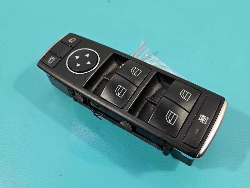 Блок кнопок склопідйомників Mercedes CLS C218 A2129056000 — фото деталі 2